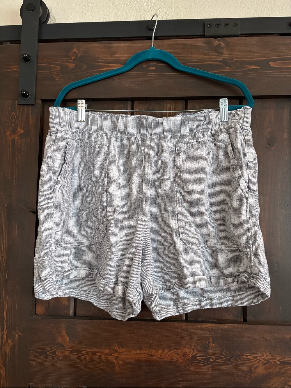 ❗️FINAL❗️Briggs New York Blue and White Stripe Linen-Blend Shorts XL
